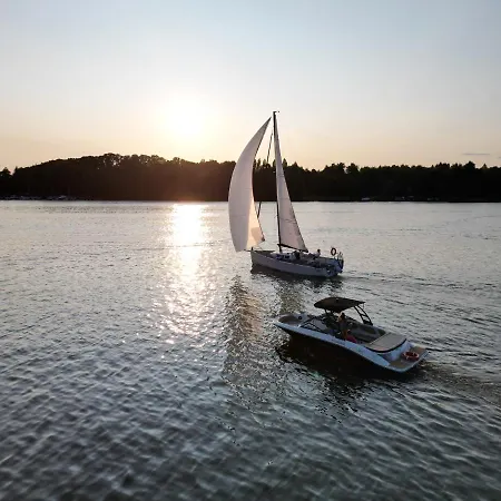Apartment Marina Nautica - Nowy, Parking Podziemny, Winda, Netflix I Max, Tv55
