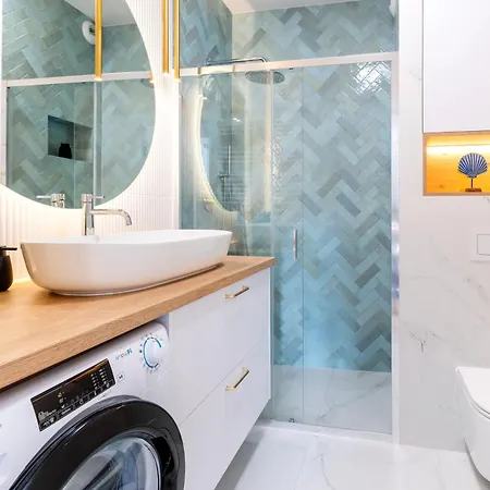 Marina Nautica - Nowy, Parking Podziemny, Winda, Netflix I Max, Tv55