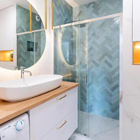 Marina Nautica - Nowy, Parking Podziemny, Winda, Netflix I Max, Tv55